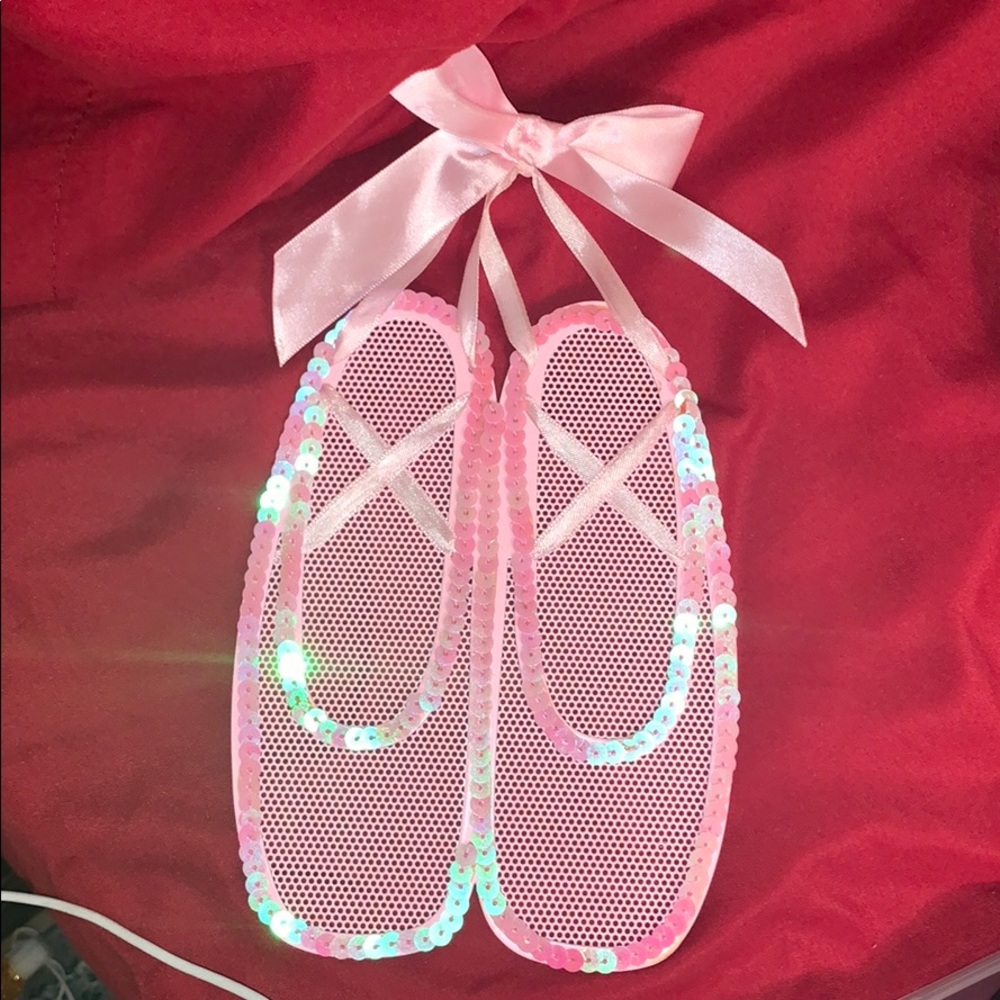 Earring holder